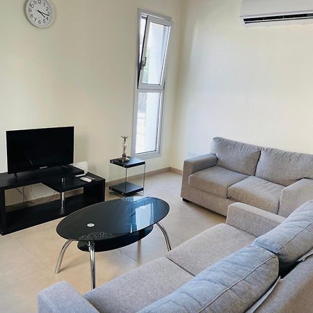 City Center Cozy Apt Paphos Exterior foto